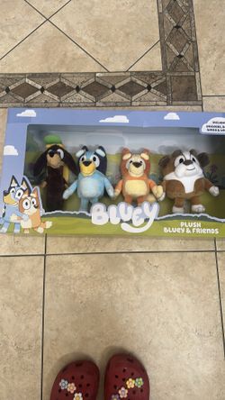 Plush Bluey and friends