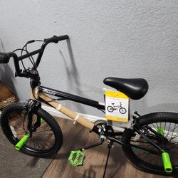 Hyper Bike Bmx Boys 20 New Ready To Ride 