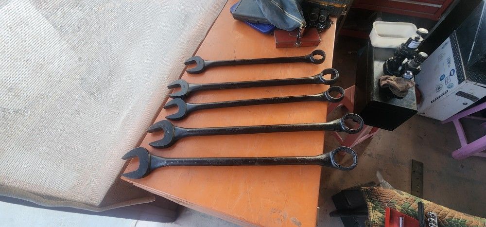 Snap on wrenches