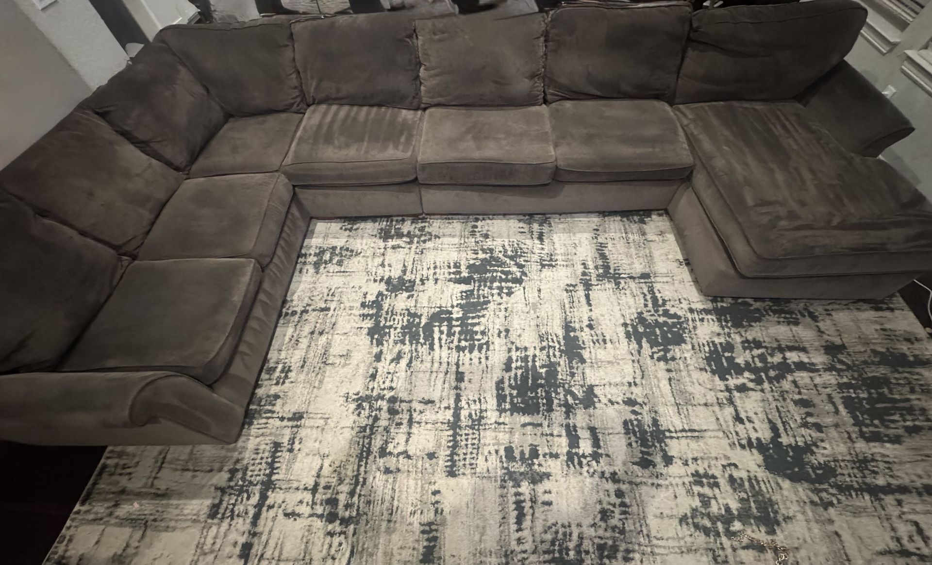 Living Room + Bar Set: Sectional Sofa & 3 Bar Stools