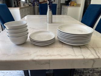 Mainstay, Westin and Threshold Dinnerware Set