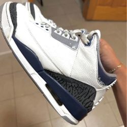 Jordan 3 “Midnight Navy”