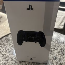 Dual sense edge pro controller