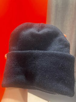 FIVE BELOW NAVY BLUE BEANIE 5$