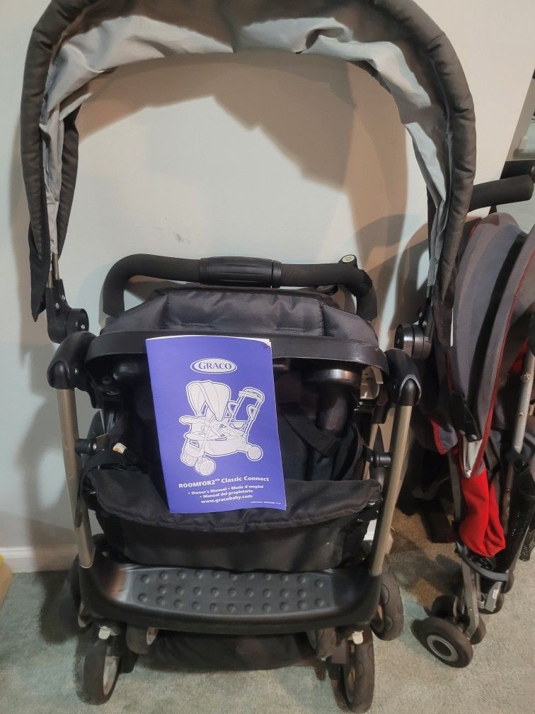 Graco Stroller - For two/Sit and Stand