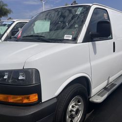 2020 GMC Savana Van