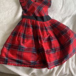 Dress 3t