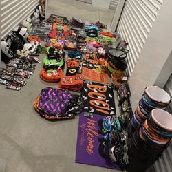 Halloween Costumes, Mask, Dog Accessories, Make Up, Wigs, Bags, Buckets, Floor Mats & More 