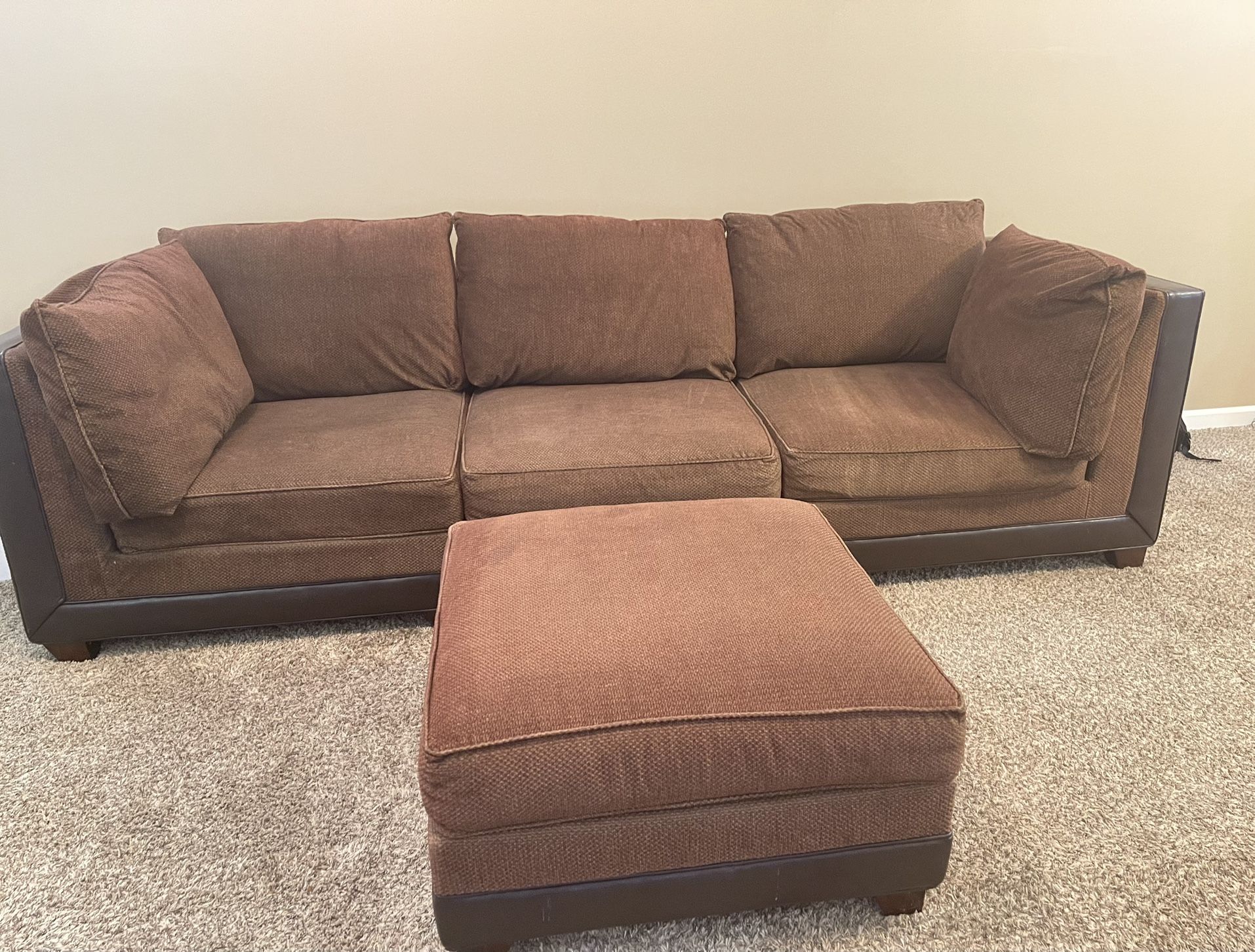 Sectional Couch with Ottoman
