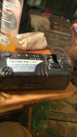 Hitachi charger