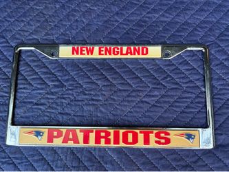 Vintage New England Patriots Metal License Plate Frame NFL Flying Elvis Tag