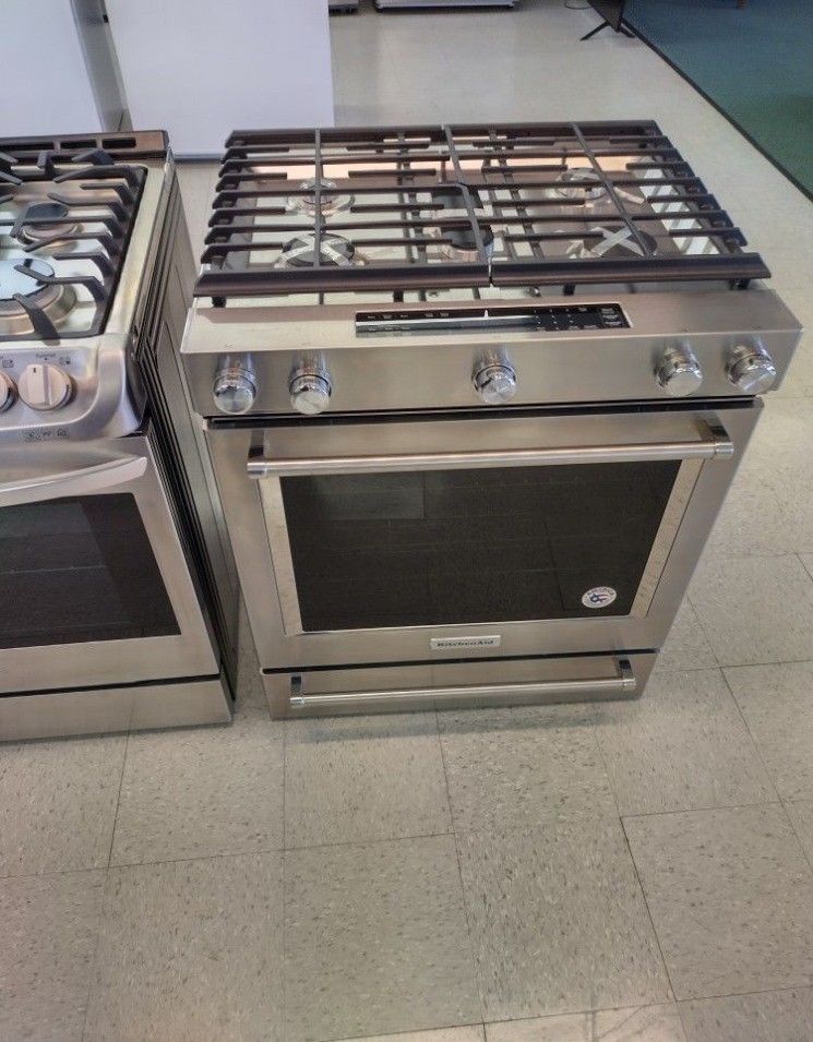 KITCHEN AID DUAL FUEL SLIDE IN STOVE ITEM