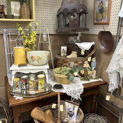 Vintage Farmhouse Decor