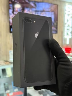 Brand New Apple iPhone 8 Plus 64 GB - Black (Unlocked) + Warranty