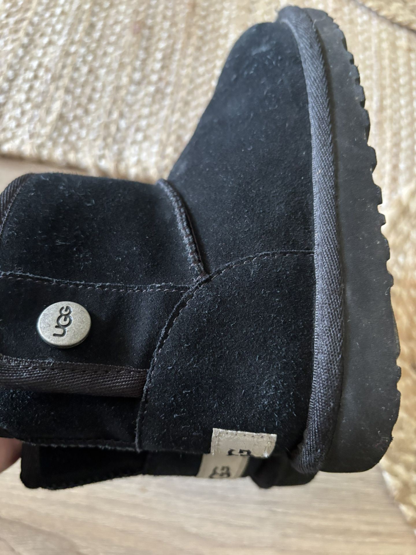 Girl Ugg Boots