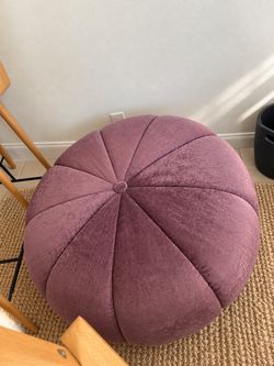Round Tufted Velvet Ottoman Pouf