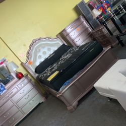 Bedroom Set