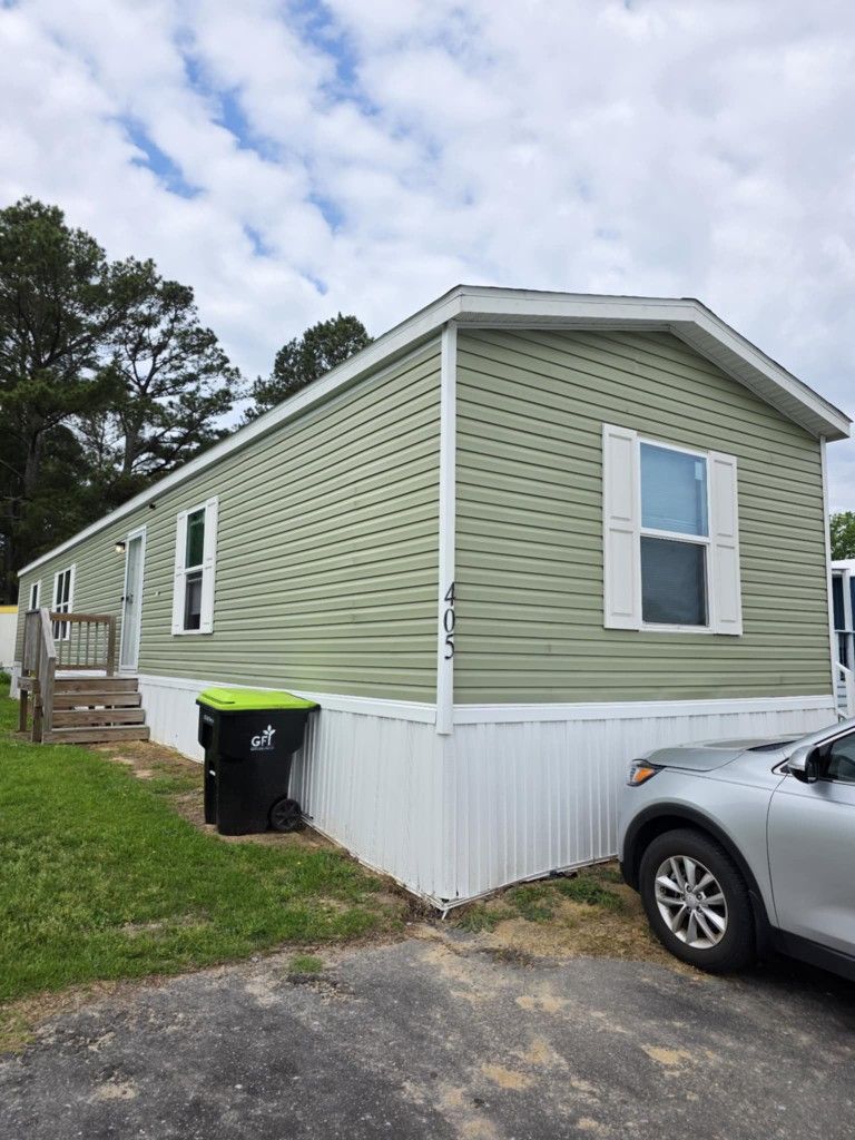 2022 3 Bd/2 Bath Single Wide