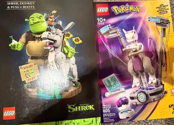 LEGO Shrek & LEGO Pokémon Mewtwo's Lab Break Set Bundle