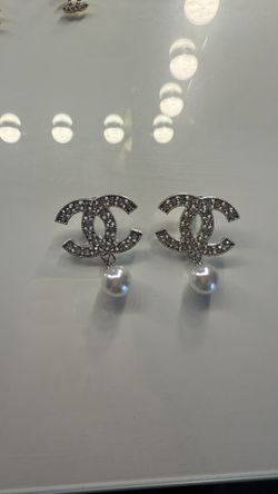 Silver Earrings with Pearl