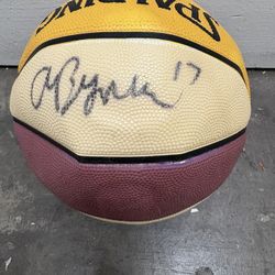 Andrew Bynum Signed Basketball From 2009  autograph