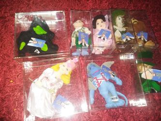 The wizard of Oz Warner Bros beanie babies.