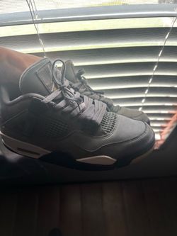 Jordan 4s cool grey
