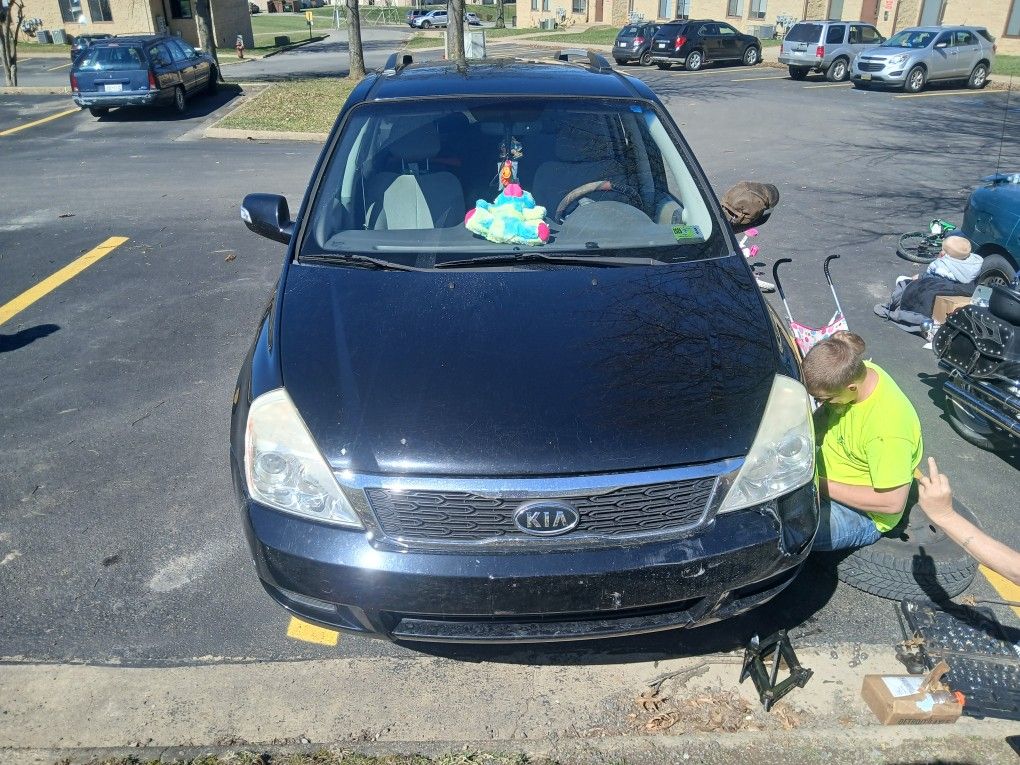 2012 KIA Sedona