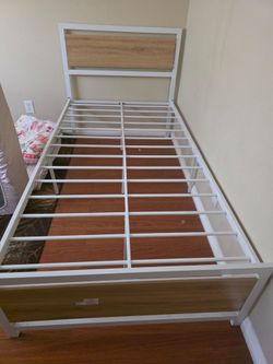 Twin metal platform bed