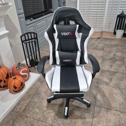 Gaming chair