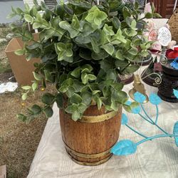 Wood Plant Holder