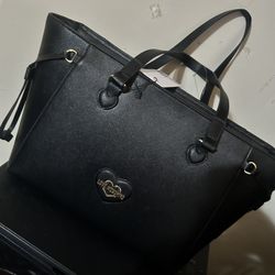 Love Moschino