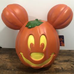 Disney Parks Mickey Mouse Light Up Pumpkin 2022 Jack-O-Lantern Halloween 