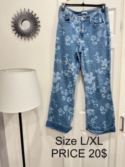 Jeans with flowers