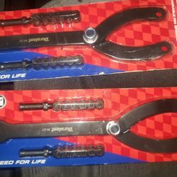 Duralast Variable Pin Spanner Wrench Model Number 88-221(2 OF THEM)