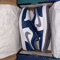 Air Jordan 1 Low  True Blue/Cement Grey-White