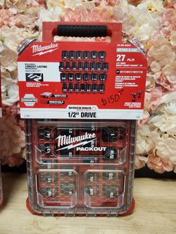 Milwaukee
SHOCKWAVE Impact-Duty 1/2 in. Drive Metric and SAE Standard Impact PACKOUT Socket Set (27-Piece)