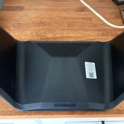 Nighthawk Router