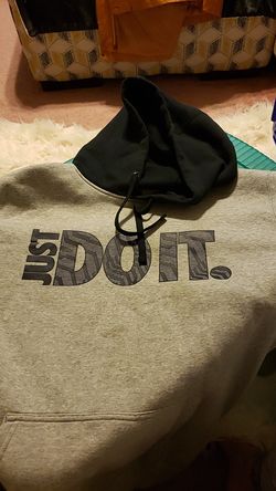 Nike sweatshirt