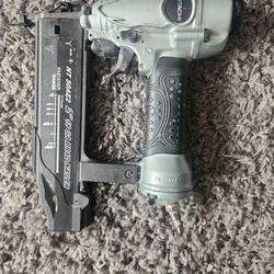 Hitachi NT50AE2 18 gauge 2" Brad Nailer