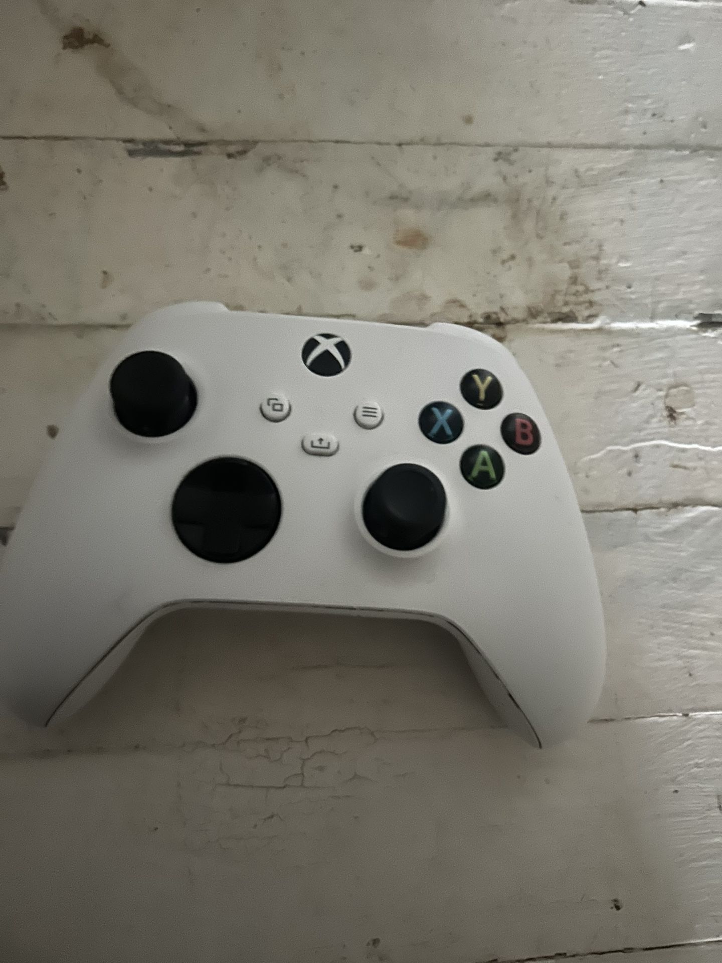 Xbox Series S Controller Battery Cover Missing