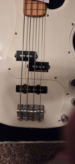 1989 Fender/Squire PJ Bass Guitar