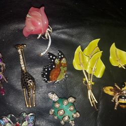 Vintage Jewelry 60 For All