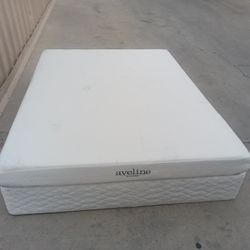 Queen Memory Foam Mattress And Box Spring 