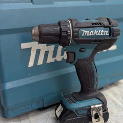 Makita XFD10 18V LXT Lithium-Ion Cordless Driver-Drill with Case & Battery
