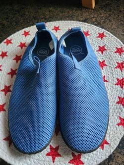 Boys swim shoes