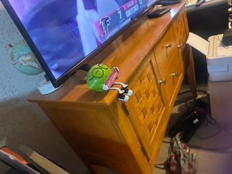 Sideboard/Buffet cabinet