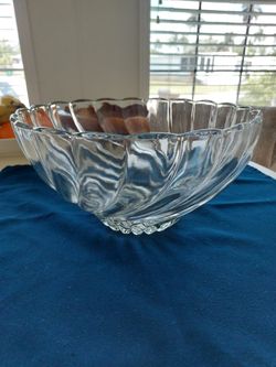 HAZEL ATLAS Colonial Swirl Shell Punch Bowl clear glass Vintage
