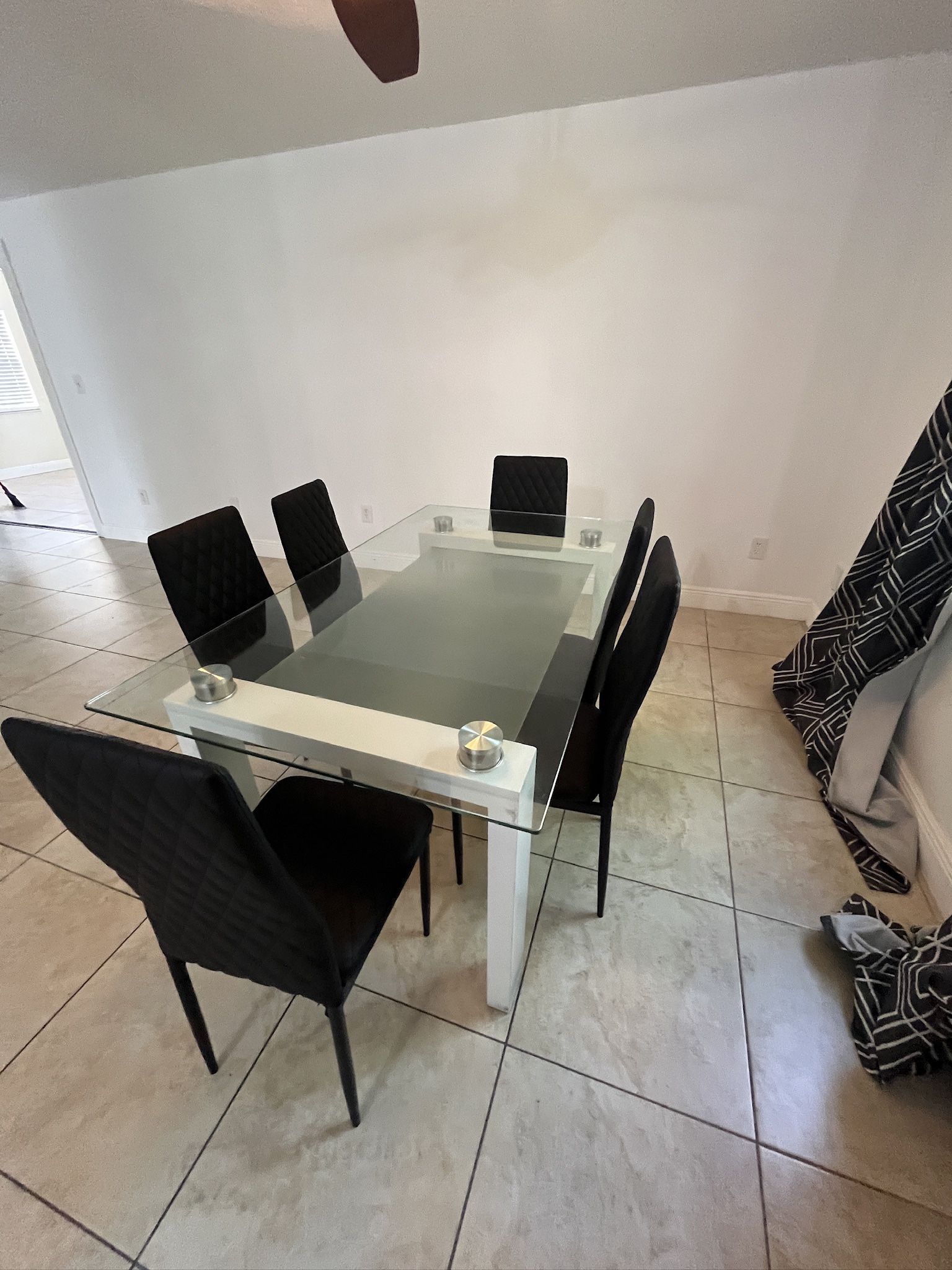 Metal And glass Dining Table With 6 Chairs