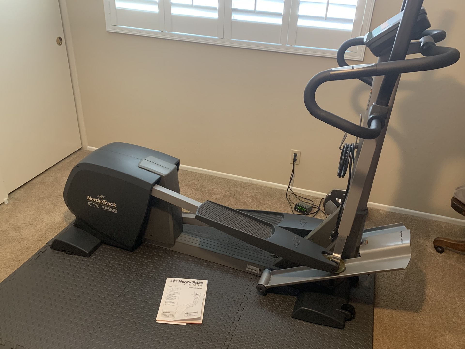 Elliptical machine